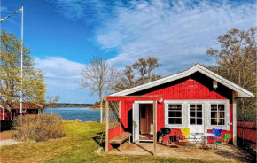 Lovely Home In Gräddö With Sauna in Gräddö